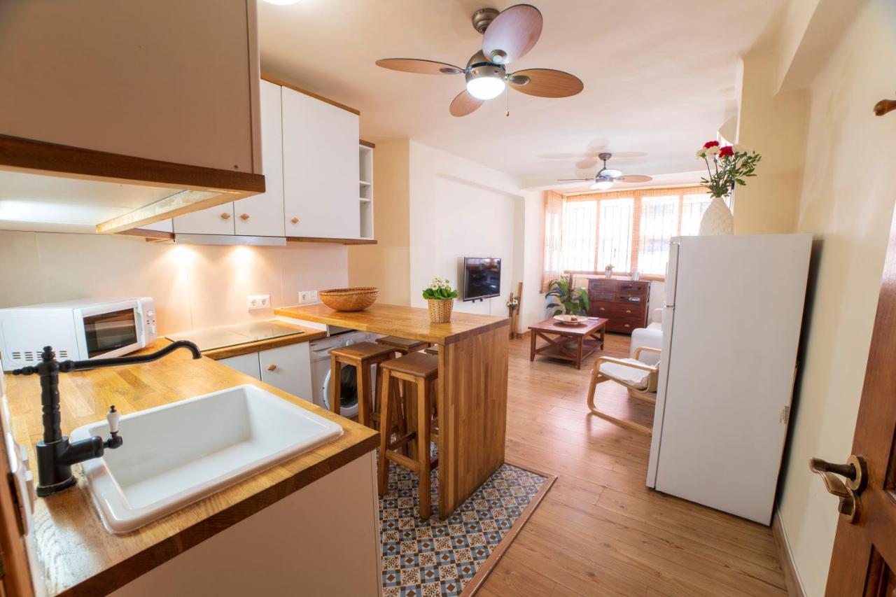 City Center Next To The Beach 2 Bedrooms Apartment Малага Экстерьер фото
