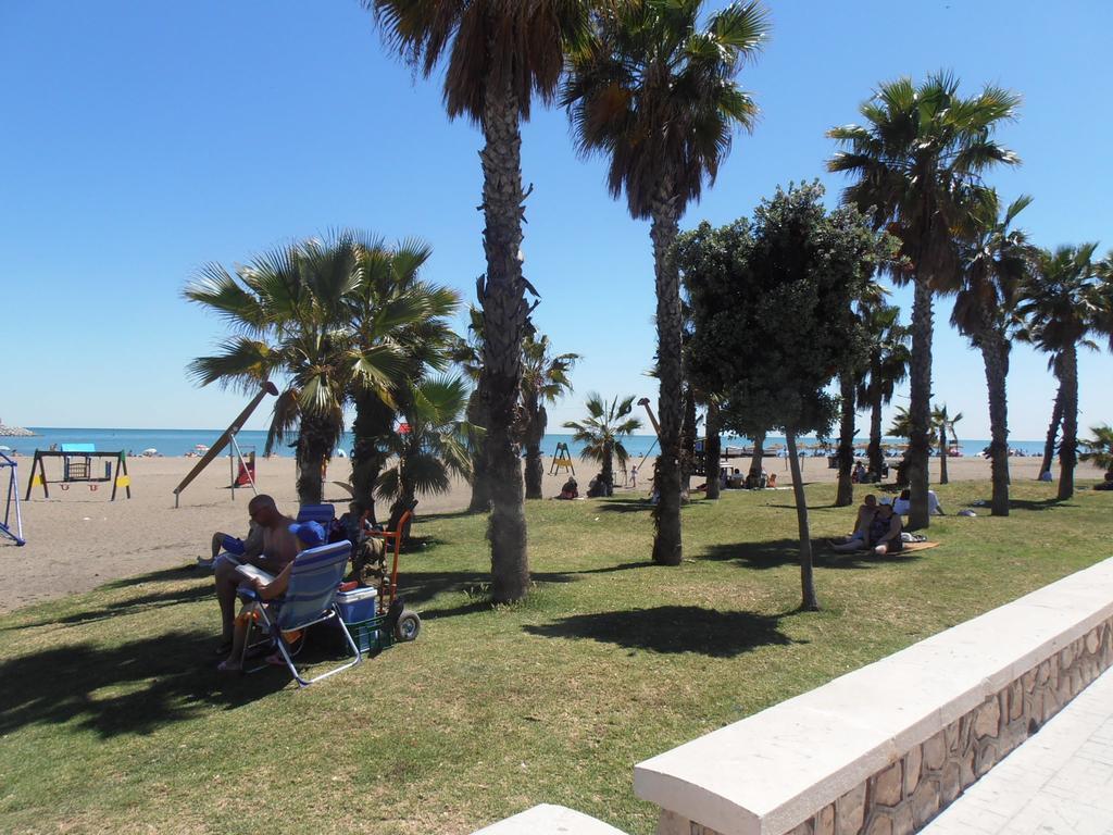 City Center Next To The Beach 2 Bedrooms Apartment Малага Экстерьер фото